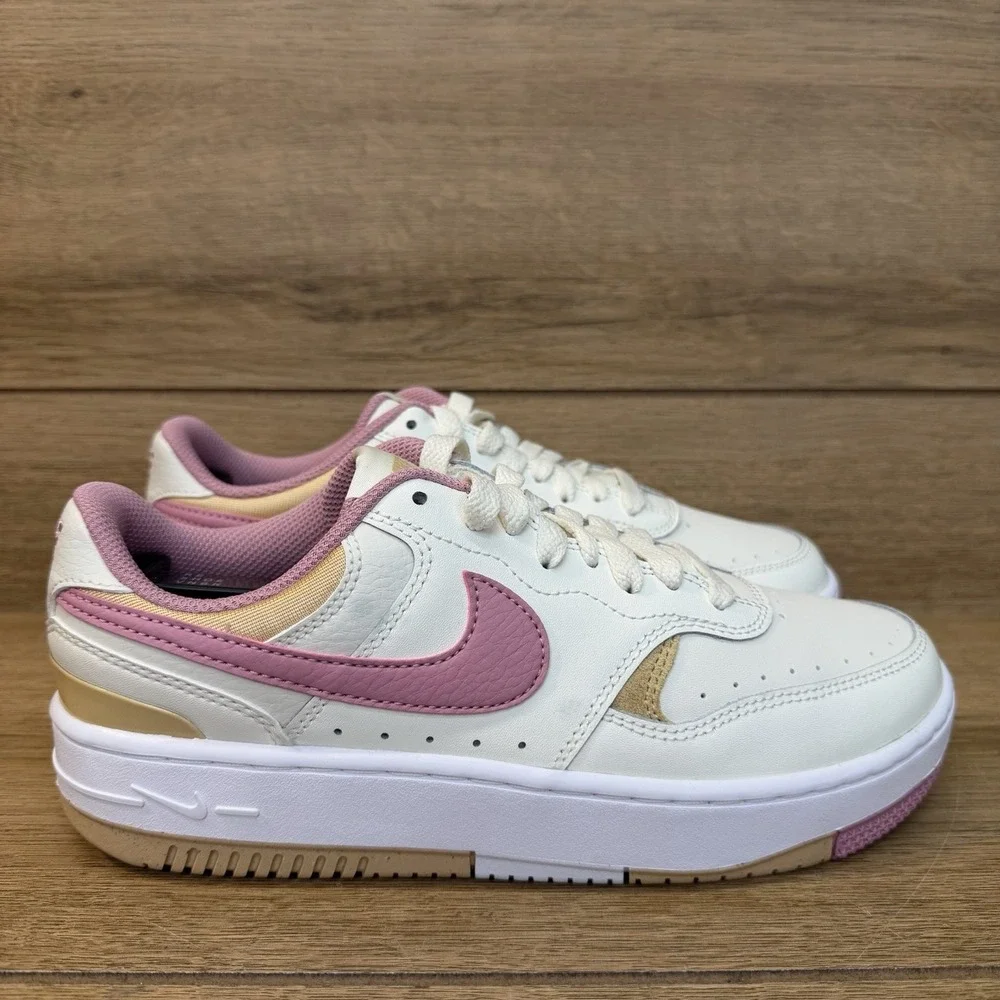 Nike Gamma Force Sneaker Soft Pearl Elemental Pink White Women Sz 7 DX9176 READ